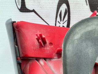 Фонарь крышки багажника задний правый Jetta 6