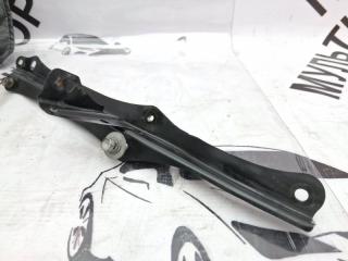 Центральная стойка кузова Toyota Land Cruiser Prado 120