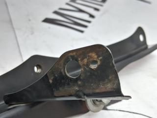 Центральная стойка кузова Land Cruiser Prado 120