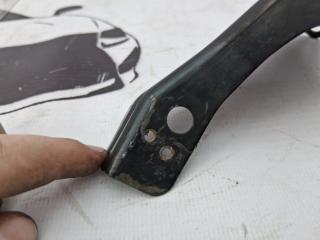 Крепление бампера переднее левое Land Cruiser Prado 120