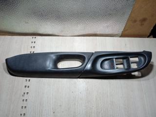 Накладка кнопки стеклоподьемника передняя левая Nissan альмера N16 2005
