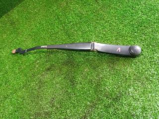 Поводок стеклоочистителя левый KIA сид 2008