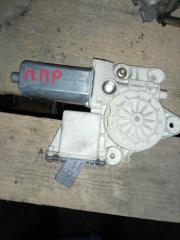 Мотор стеклоподъемника передний правый toyota авенсис 2006