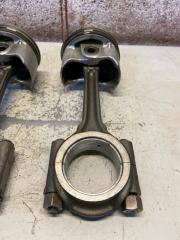 Поршень с шатуном Peugeot 207 ET3J4 Поршень с шатуном Peugeot 207 ET3J4