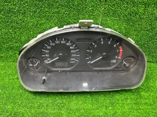 Приборная панель Mitsubishi Carisma