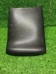 Запчасть накладка центральной консоли Mazda 3BK