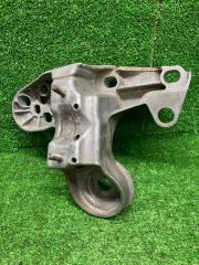 Кронштейн крепления двигателя Audi A6C5