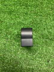 Запчасть заглушка под кнопку Mazda 3BK