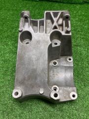 Кронштейн компрессора кондиционера Ford Focus 2