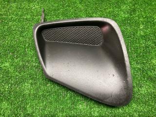 Фото запчасти заглушка птф левая Toyota Corolla E150 Б/У запчасть Запчасть заглушка птф левая Toyota Corolla E150