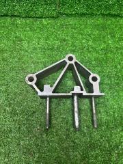 Запчасть кронштейн крепления торпеды левый Skoda Octavia A5