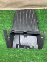 Запчасть бардачок Ford Focus 2