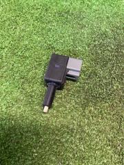 Запчасть датчик педали тормоза Hyundai Solaris 1