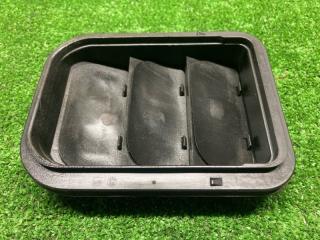 Запчасть решетка вентиляционная Skoda Octavia A5