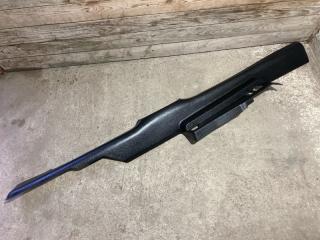 Запчасть накладка на порог салона левая Opel Vectra B