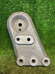 Кронштейн крепления двигателя Chevrolet Rezzo