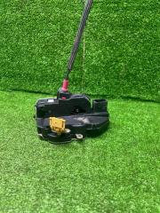 Фото запчасти замок двери задний левый Opel Astra J Б/У запчасть Запчасть замок двери задний левый Opel Astra J