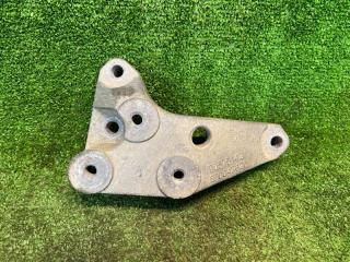 Кронштейн КПП Opel Astra H