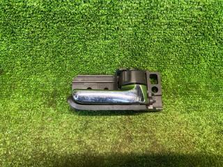 Фото запчасти ручка двери внутренняя правая Toyota Avensis 2 Б/У запчасть Запчасть ручка двери внутренняя правая Toyota Avensis 2