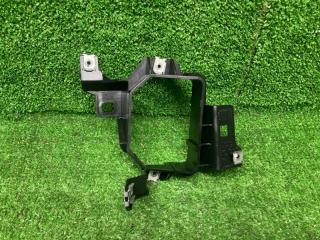 Запчасть кронштейн замка зажигания Audi Q7