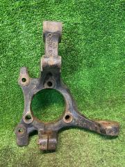 Поворотный кулак передний правый Opel Astra H