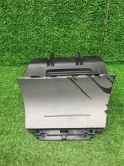 Запчасть пепельница Skoda Octavia A5