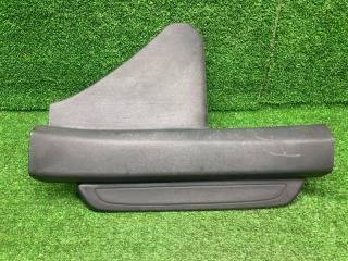 Фото запчасти накладка на порог салона задняя правая Toyota Corolla E150 Б/У запчасть Запчасть накладка на порог салона задняя правая Toyota Corolla E150