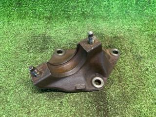 Запчасть кронштейн подвесного подшипника Ford Mondeo 3