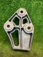 Кронштейн крепления двигателя правый Daewoo Nexia