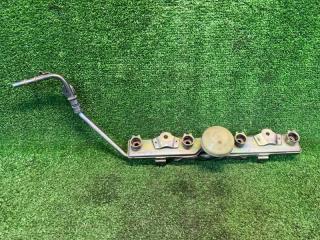 Запчасть топливная рампа Honda Fit