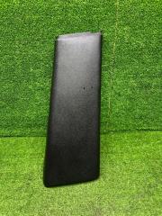 Запчасть накладка стойки кузова правая Ford Fiesta 5