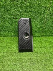 Фото запчасти подставка под ногу Mitsubishi Lancer 9 Б/У запчасть Запчасть подставка под ногу Mitsubishi Lancer 9