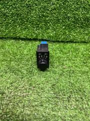 Фото запчасти кнопка корректора фар Nissan Primera P11 Б/У запчасть Запчасть кнопка корректора фар Nissan Primera P11