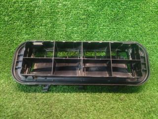 Фото запчасти решетка вентиляционная Renault Symbol 1 Б/У запчасть Запчасть решетка вентиляционная Renault Symbol 1