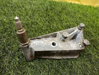 Кронштейн КПП KANGOO 1997-2008