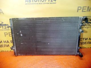 Запчасть радиатор охлаждения двигателя AUDI A3 2009-2018