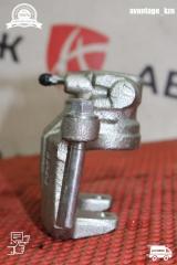 Тормозной суппорт задний левый Mitsubishi Grandis