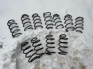 Запчасть передние пружины Ford Focus 2 2+3 1335389 Б/У Передние пружины Ford Focus 2 2+3 1335389 Б/У