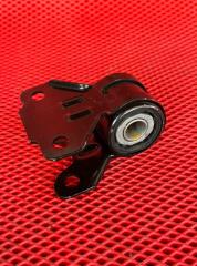 Запчасть сайлентблок переднего рычага задний левый Mazda 3