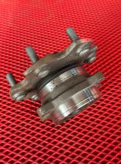 Ступица в сборе задняя Mitsubishi Pajero 4