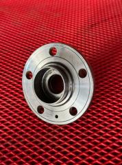 Ступица в сборе передняя Volkswagen Polo Б/У Ступица в сборе передняя Volkswagen Polo