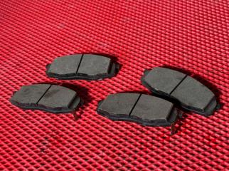 Запчасть тормозные колодки новые CHANGAN CS35