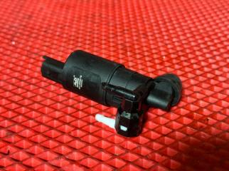 Фото запчасти насос омывателя Лада Ларгус Б/У запчасть Запчасть насос омывателя Лада Ларгус