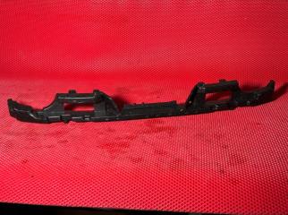 Запчасть наполнитель бампера передний Audi A4