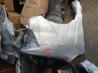 Крыло переднее правое TOYOTA NOAH