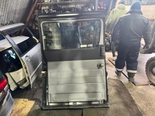 Дверь левая задняя TOYOTA HIACE REGIUS RCH47 2 ракурс