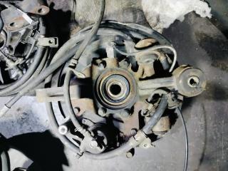 Ступица левая задняя TOYOTA CARINA ED ST205 4WD DISK 2 ракурс