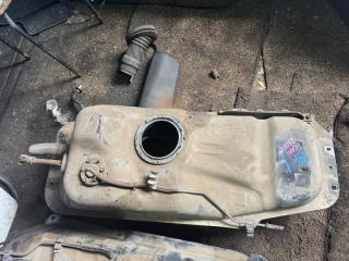 Бензобак TOYOTA CAMI