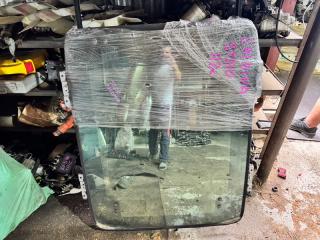 Люк TOYOTA CALDINA