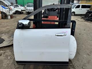 Дверь передняя левая MITSUBISHI DION